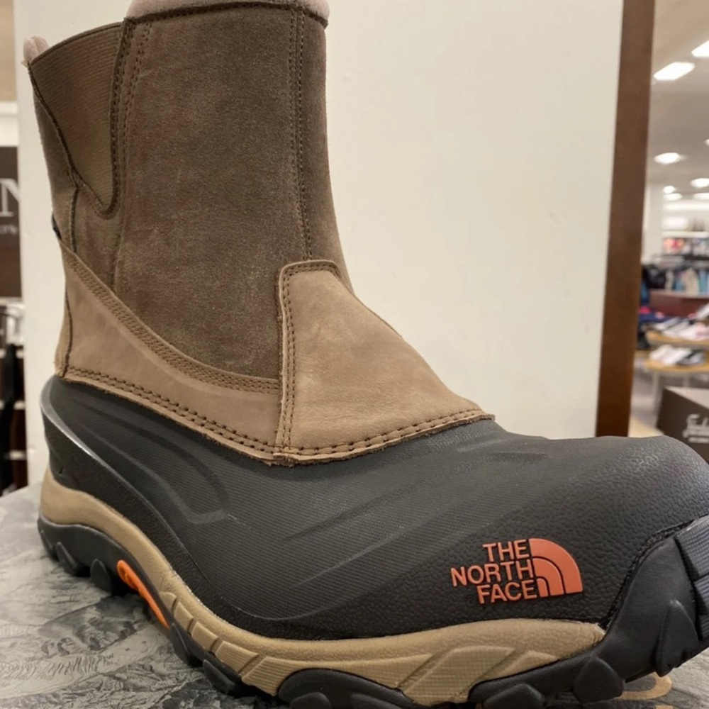 Brand New Men North face boots